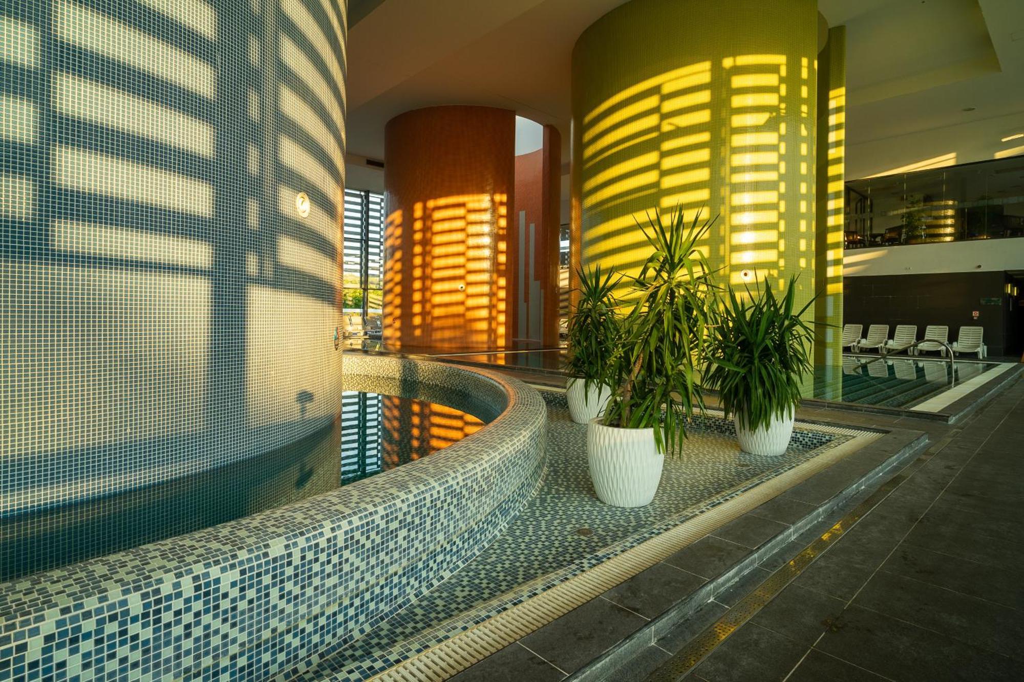 Hotel Castello & Thermal Spa Siklós Kültér fotó